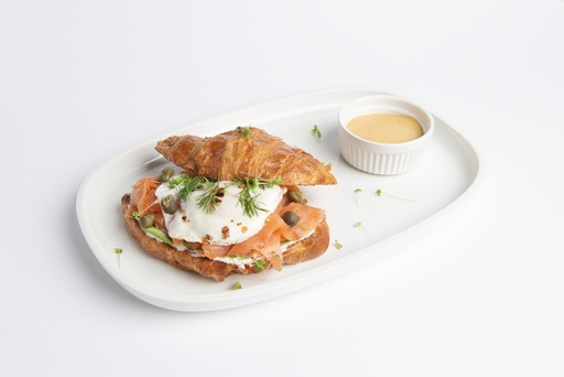 [FI-070] Smoked Salmon Croissant Pcs | كرواسون بالسلمون والمدخن